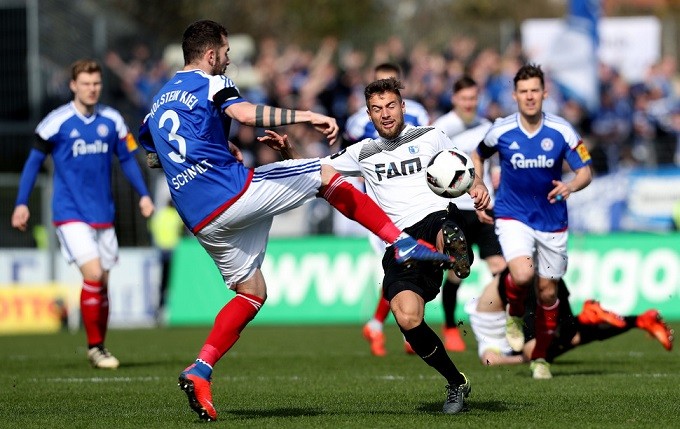 LUCKY88 Holstein Kiel vs Arminia Bielefeld - Nhận định bóng đá 30/05/2020 - Không để chững lại