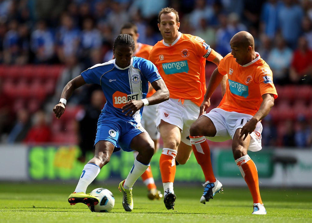 LUCKY88 Blackpool vs Accrington Stanley - Nhận định bóng đá 26/12/2019 - Có quà mang về